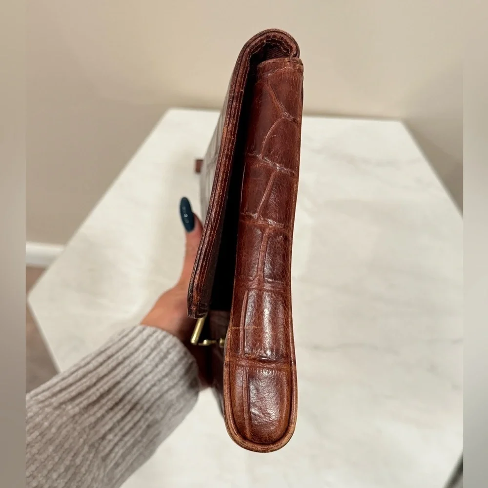 🔥Fossil Brown Crocodile-Embossed Clutch EUC🔥
